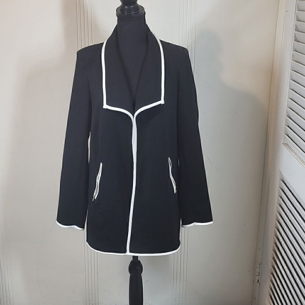 Premise Brand New Black & White Jacket - Picture 3 of 8